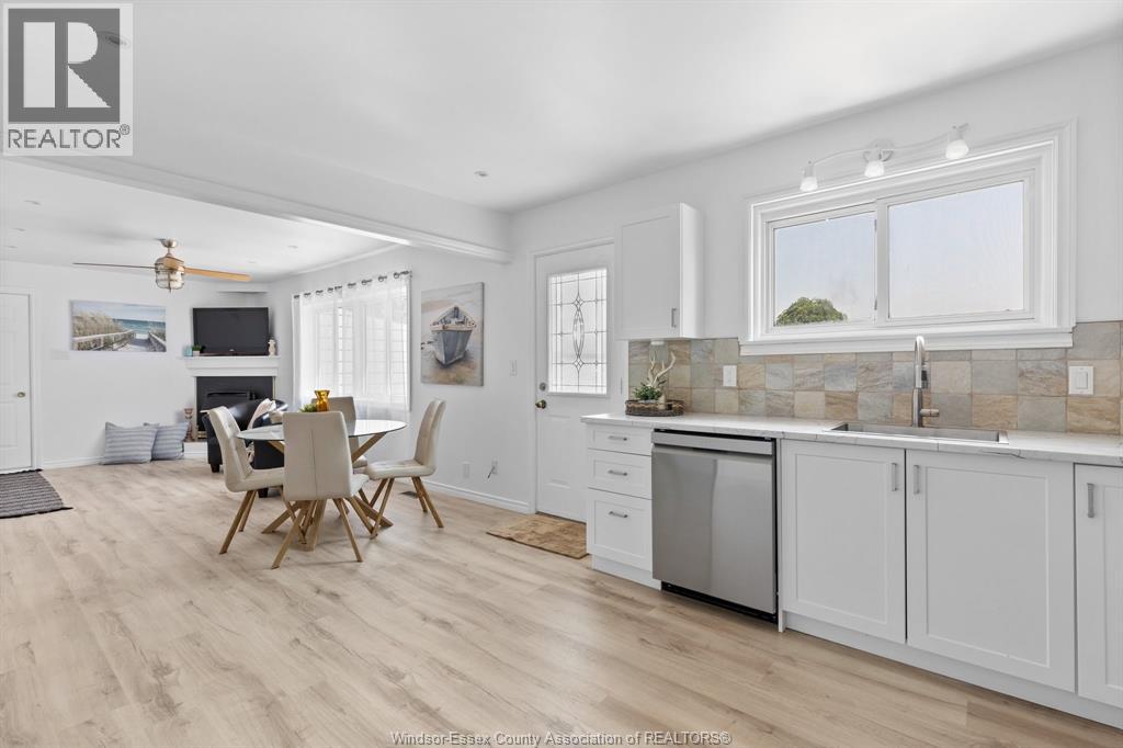 Photo 17 of 334 Island Crescent, Lighthouse Cove ON