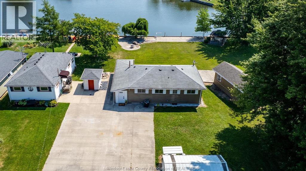 Photo 1 of 334 Island Crescent, Lighthouse Cove ON