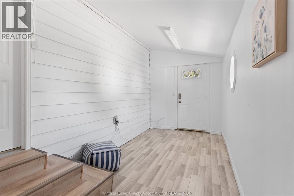 Photo 7 of 334 Island Crescent, Lighthouse Cove ON