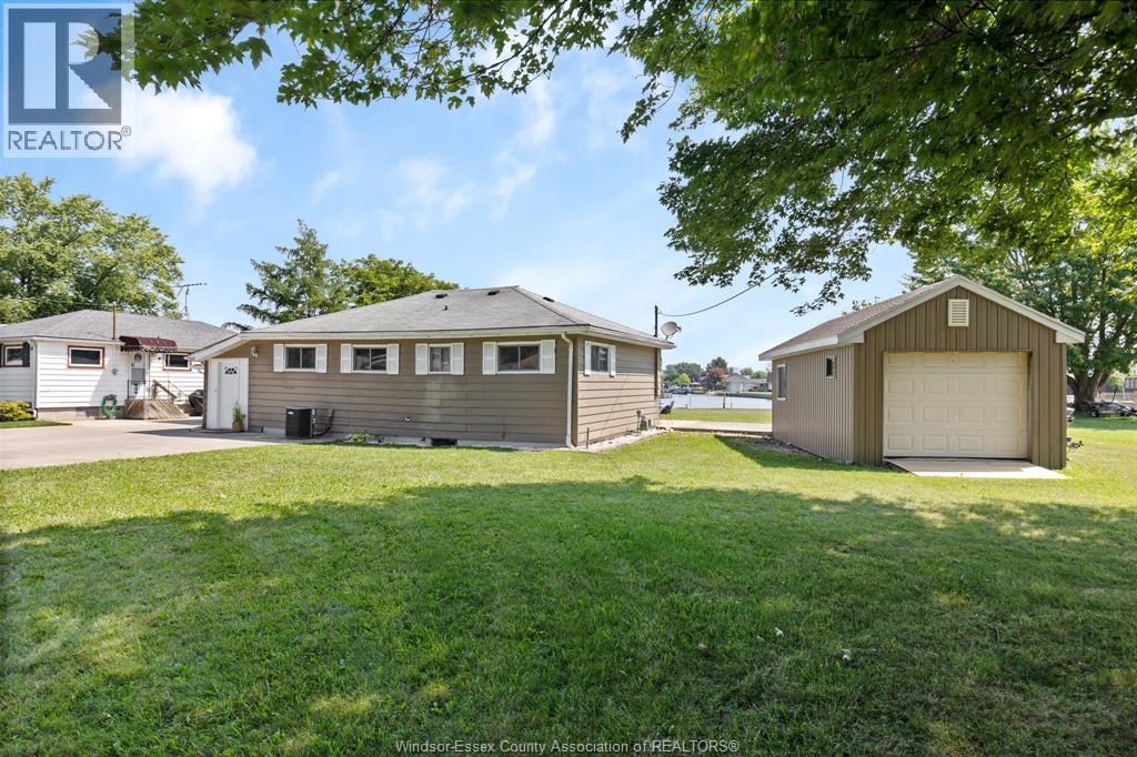 Photo 5 of 334 Island Crescent, Lighthouse Cove ON