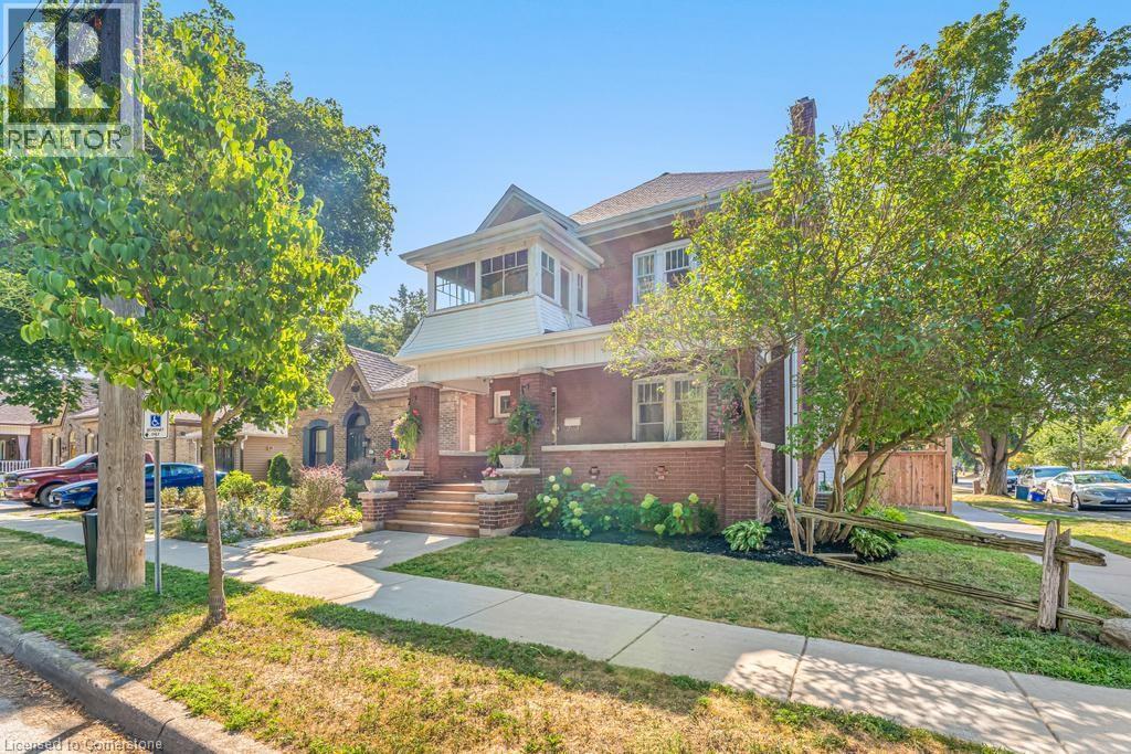 Photo 31 of 47 Eagle Avenue, Brantford ON