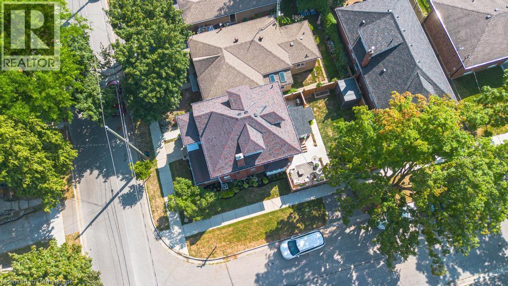 Photo 30 of 47 Eagle Avenue, Brantford ON