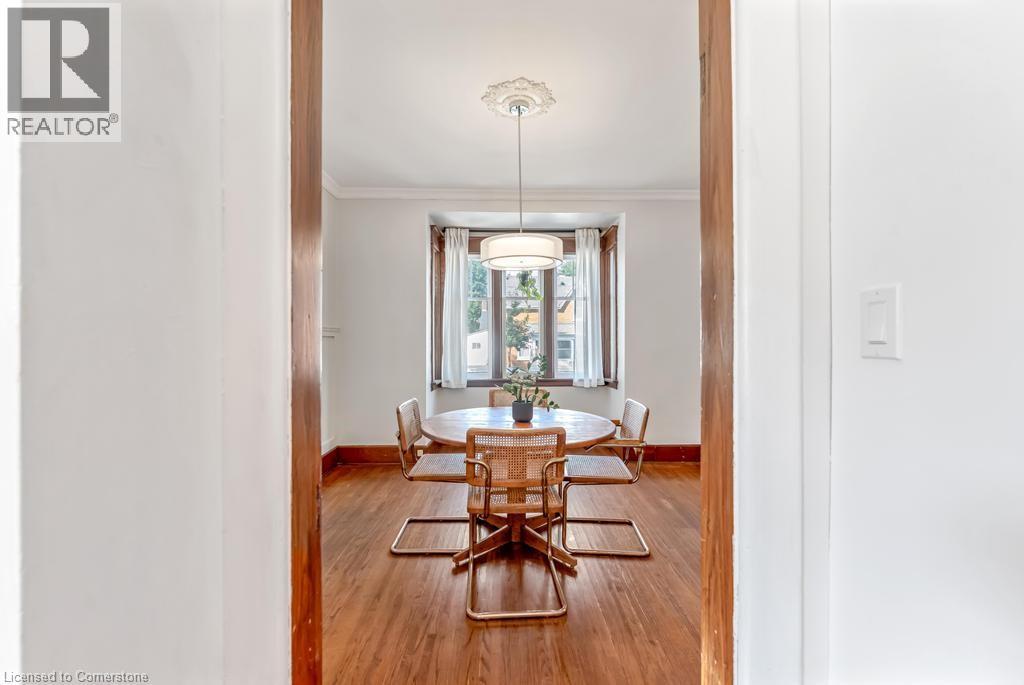 Photo 15 of 47 Eagle Avenue, Brantford ON