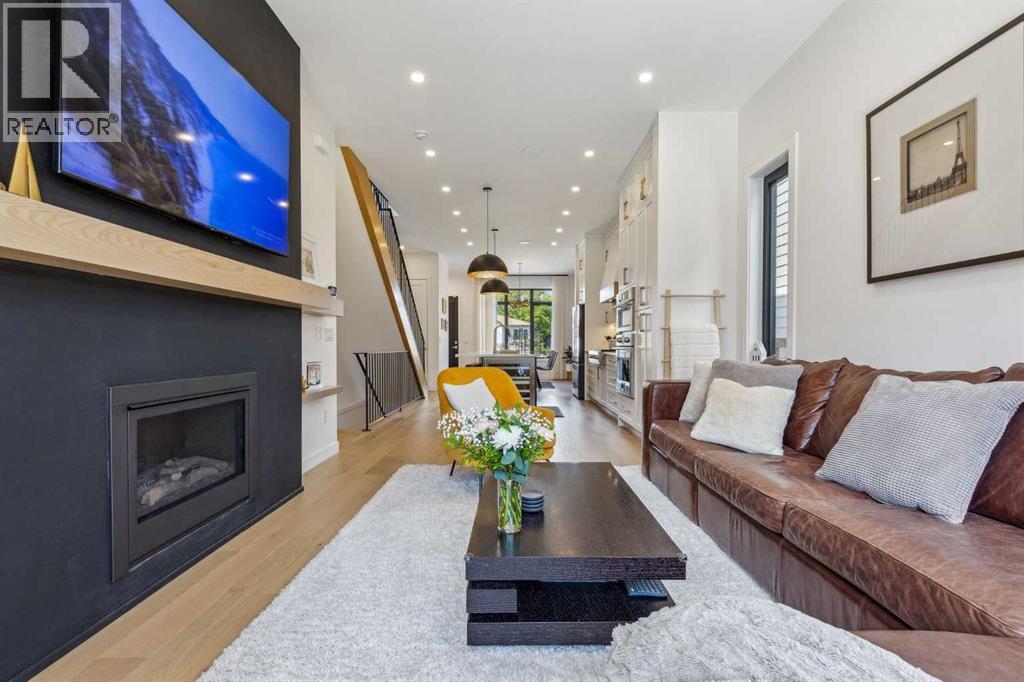 Photo 23 of 2035 Westmount Road Nw, Calgary AB
