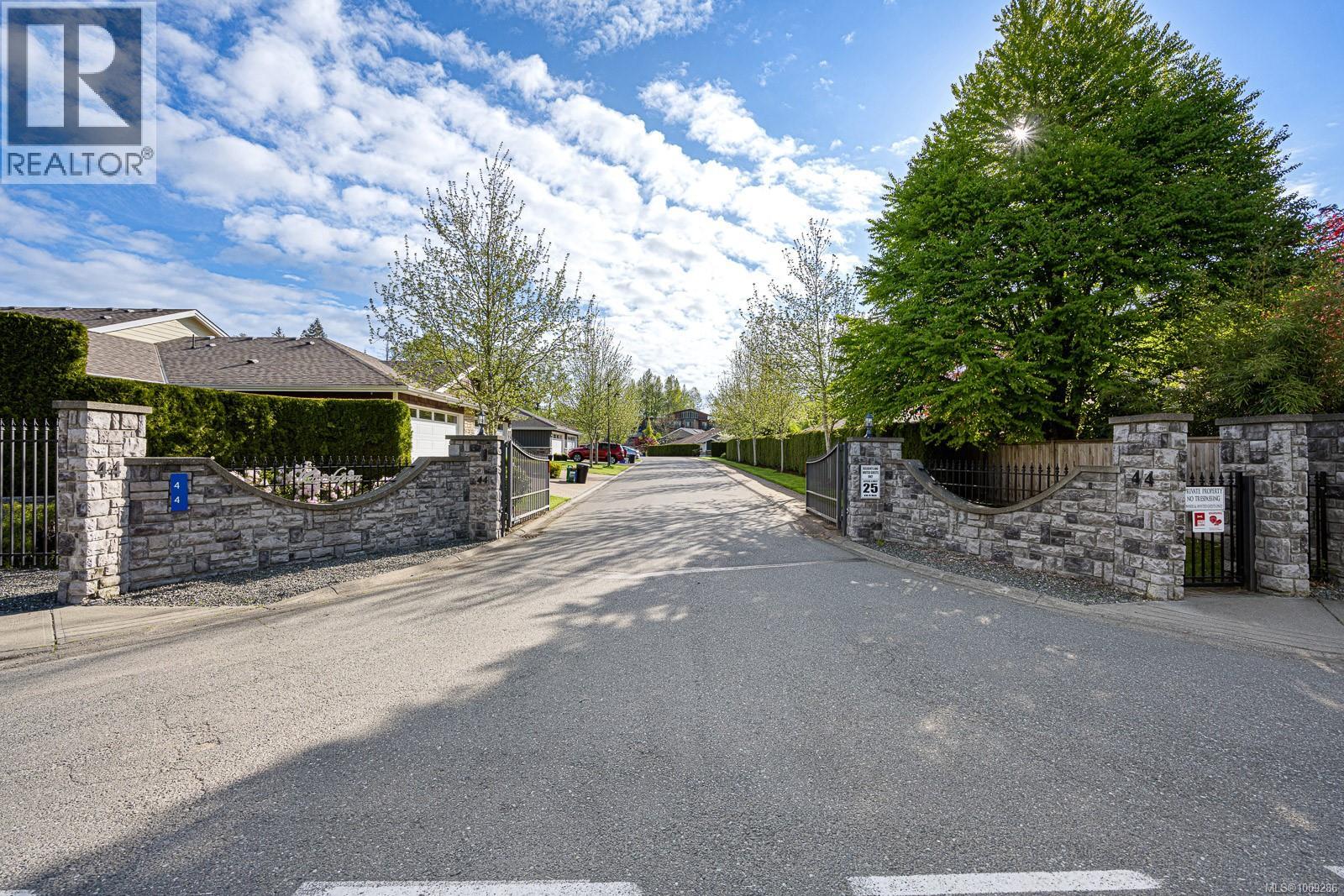 129 44 Anderton Ave, Courtenay