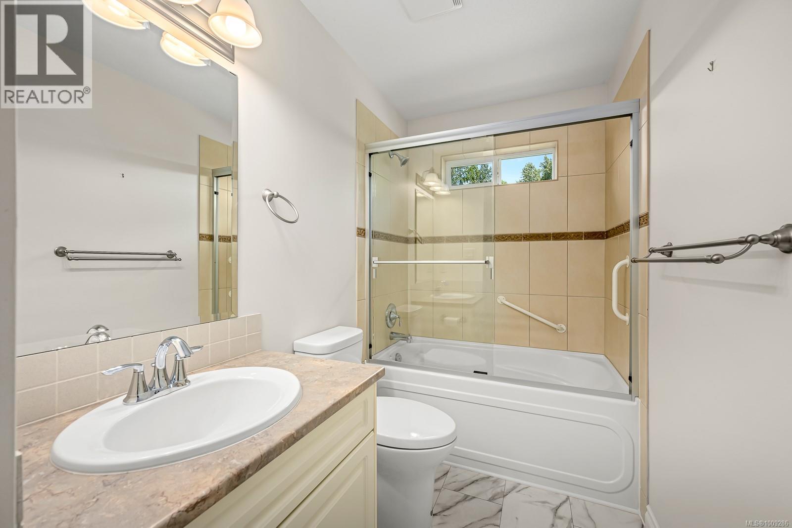 129 44 Anderton Ave, Courtenay
