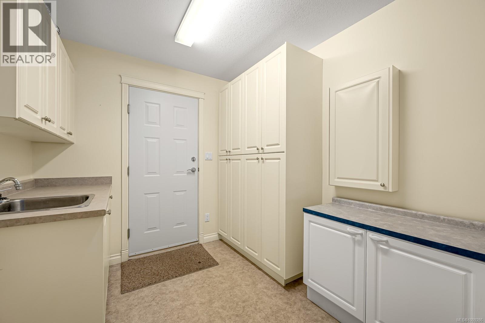 129 44 Anderton Ave, Courtenay