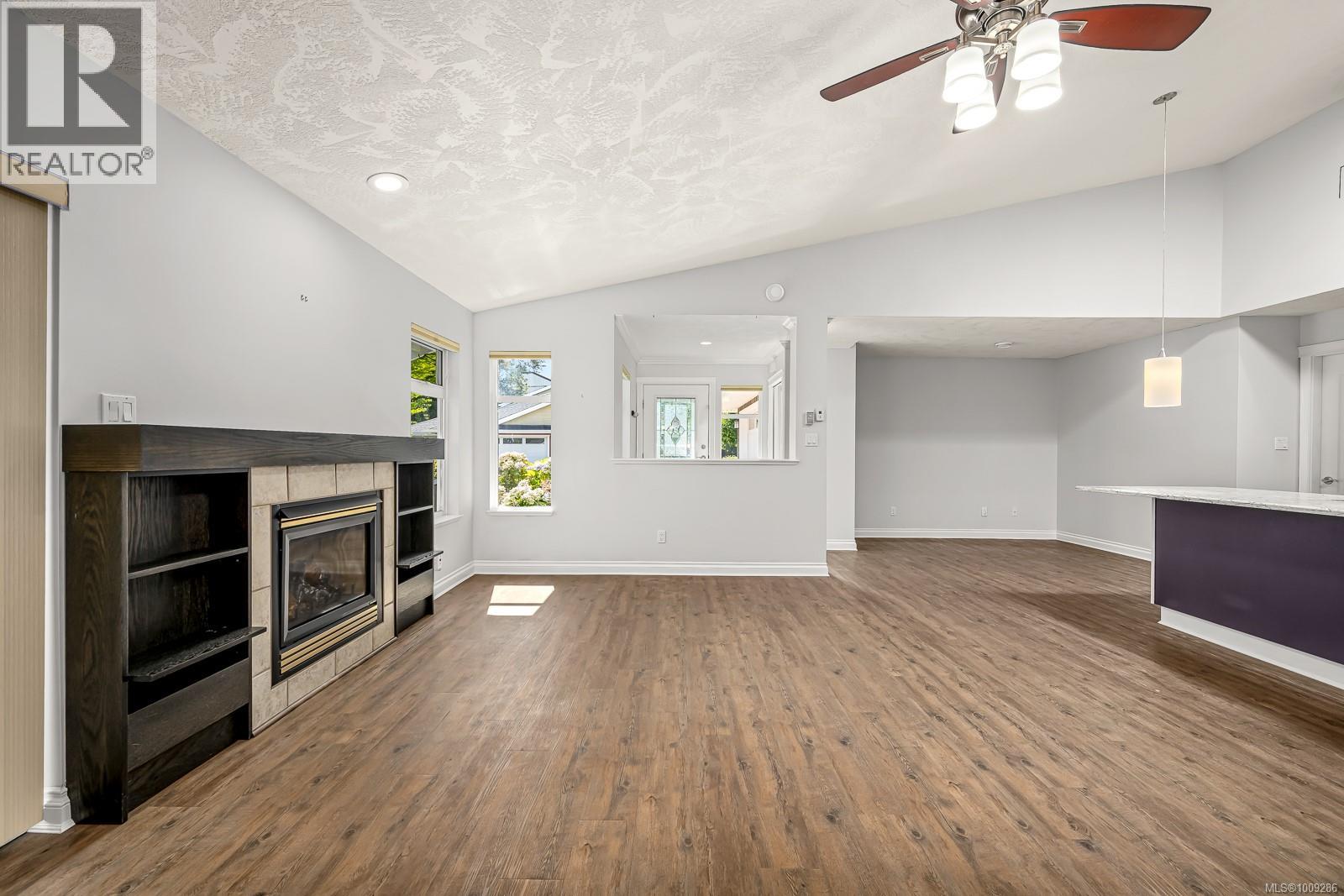 129 44 Anderton Ave, Courtenay