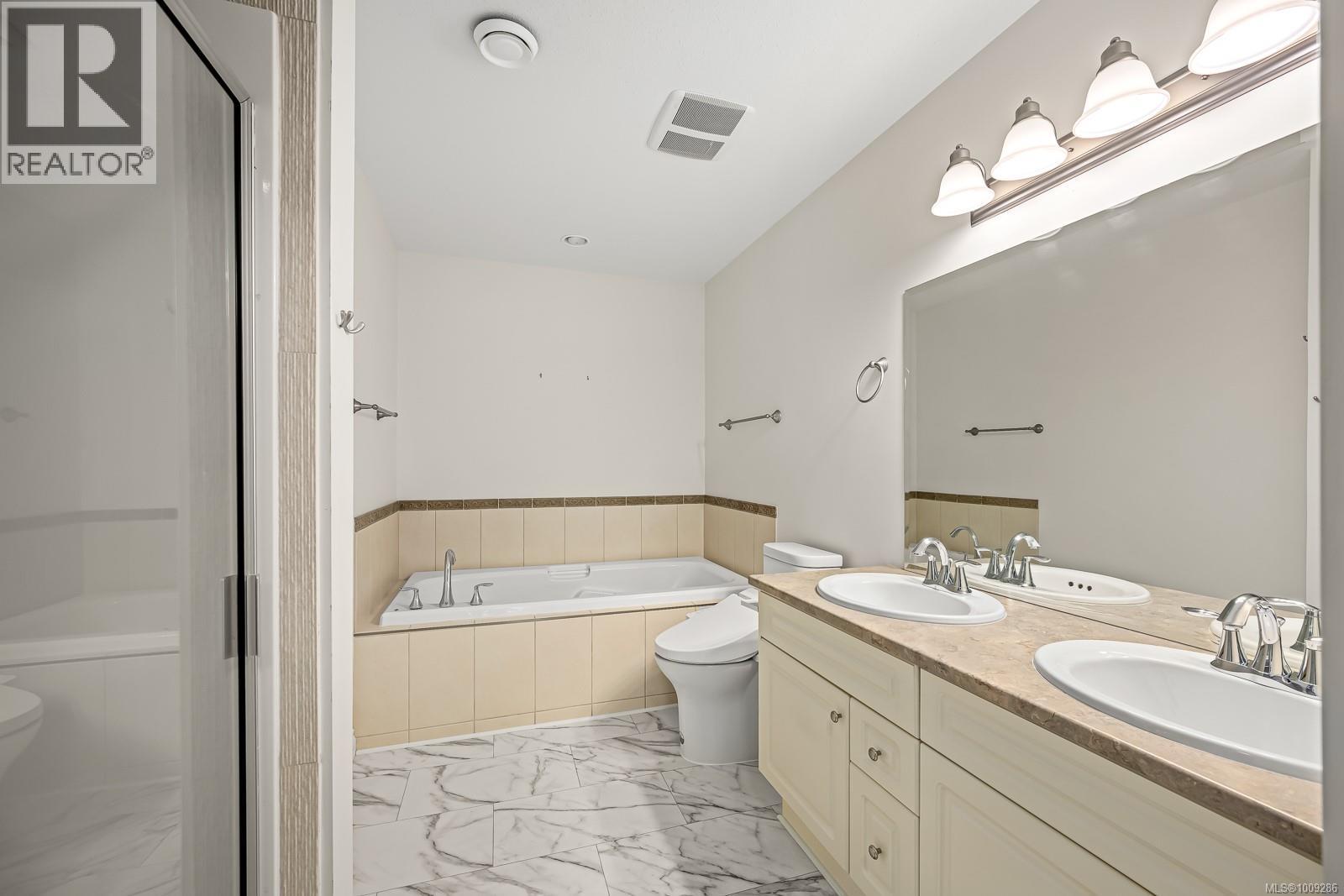 129 44 Anderton Ave, Courtenay