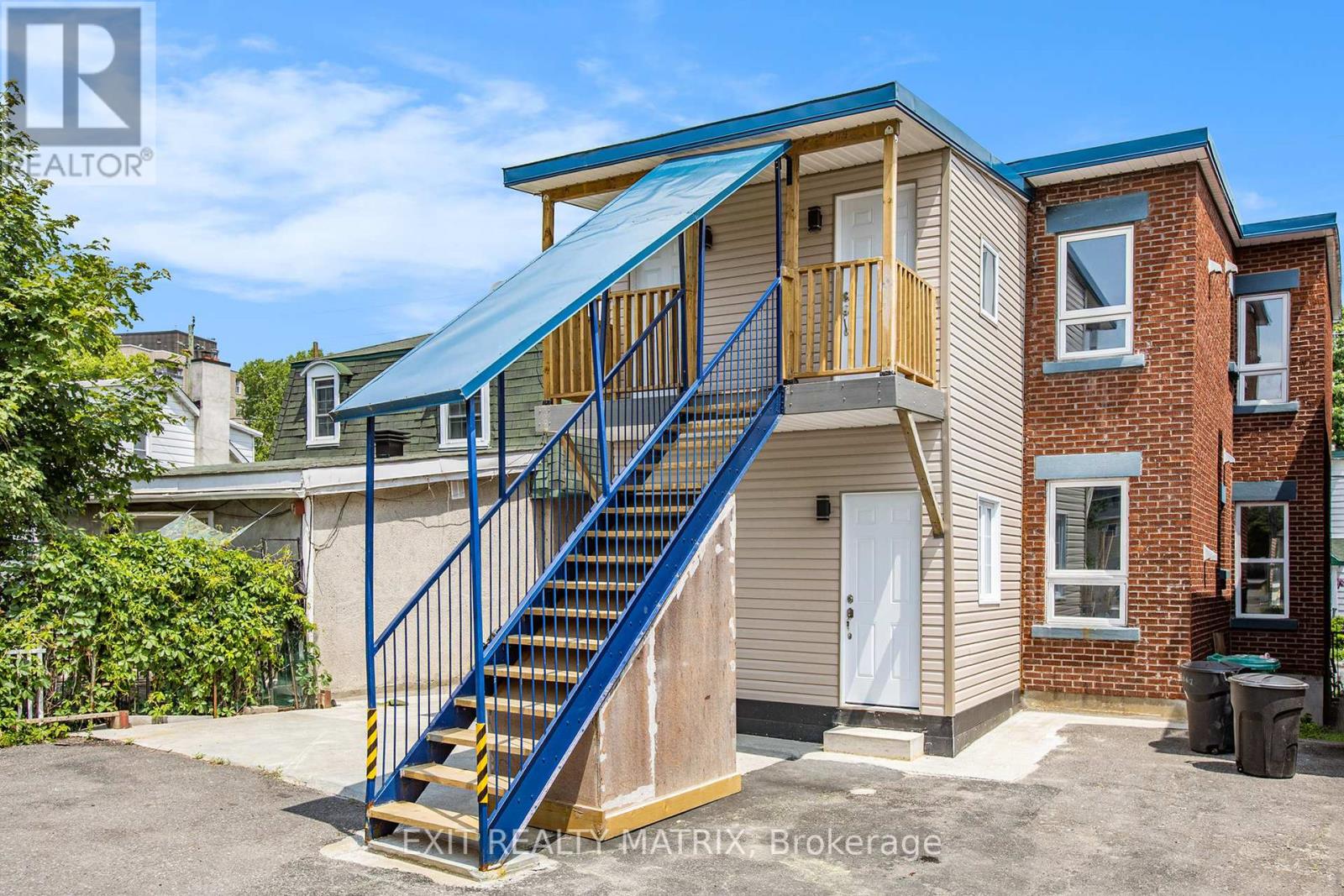 Photo 8 of 1 258 Park Street, Ottawa ON
