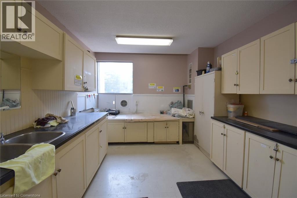 Photo 47 of 2055 Upper Middle Road Unit 1610, Burlington ON