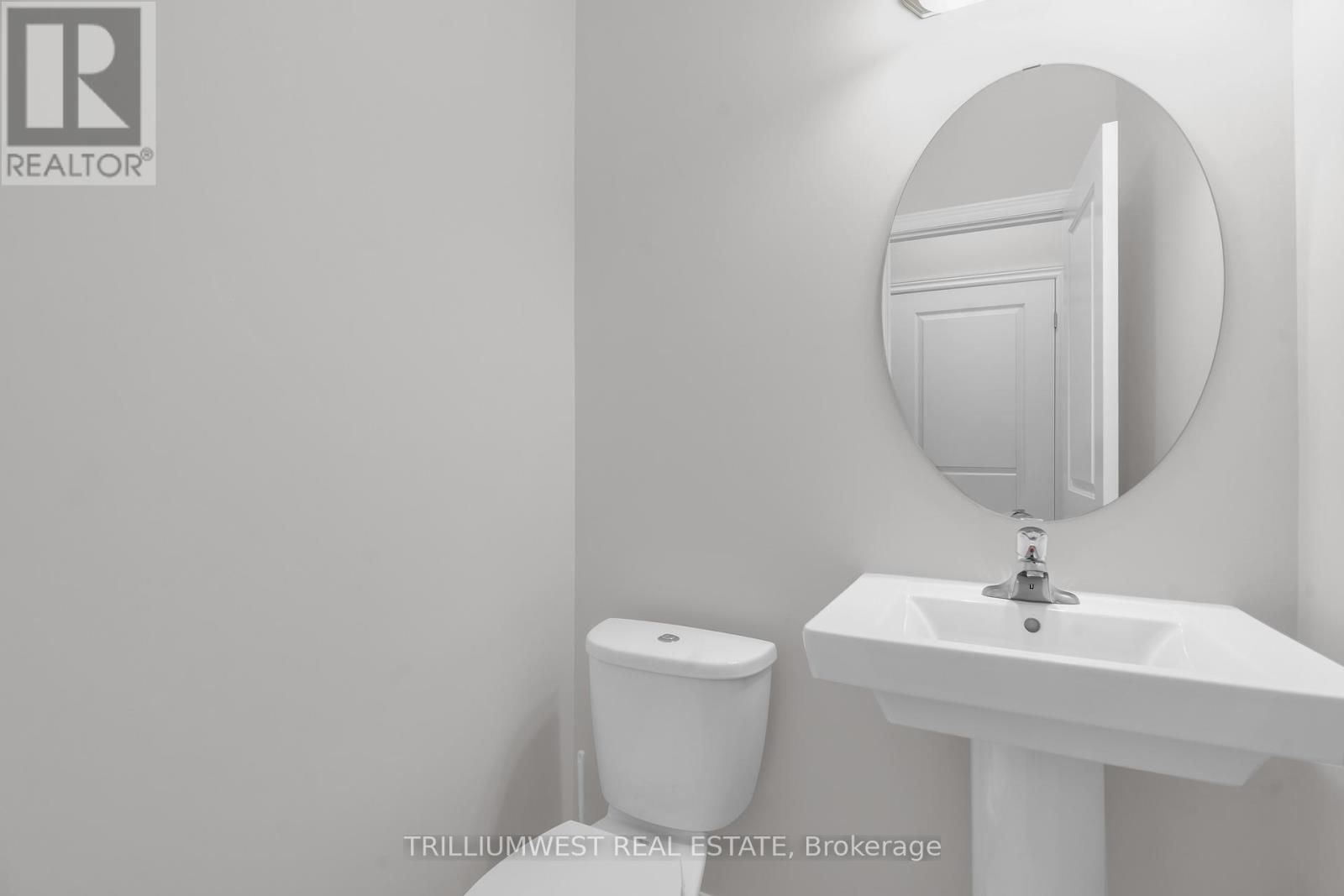 Photo 1 of 74 Reistwood Drive, Kitchener ON