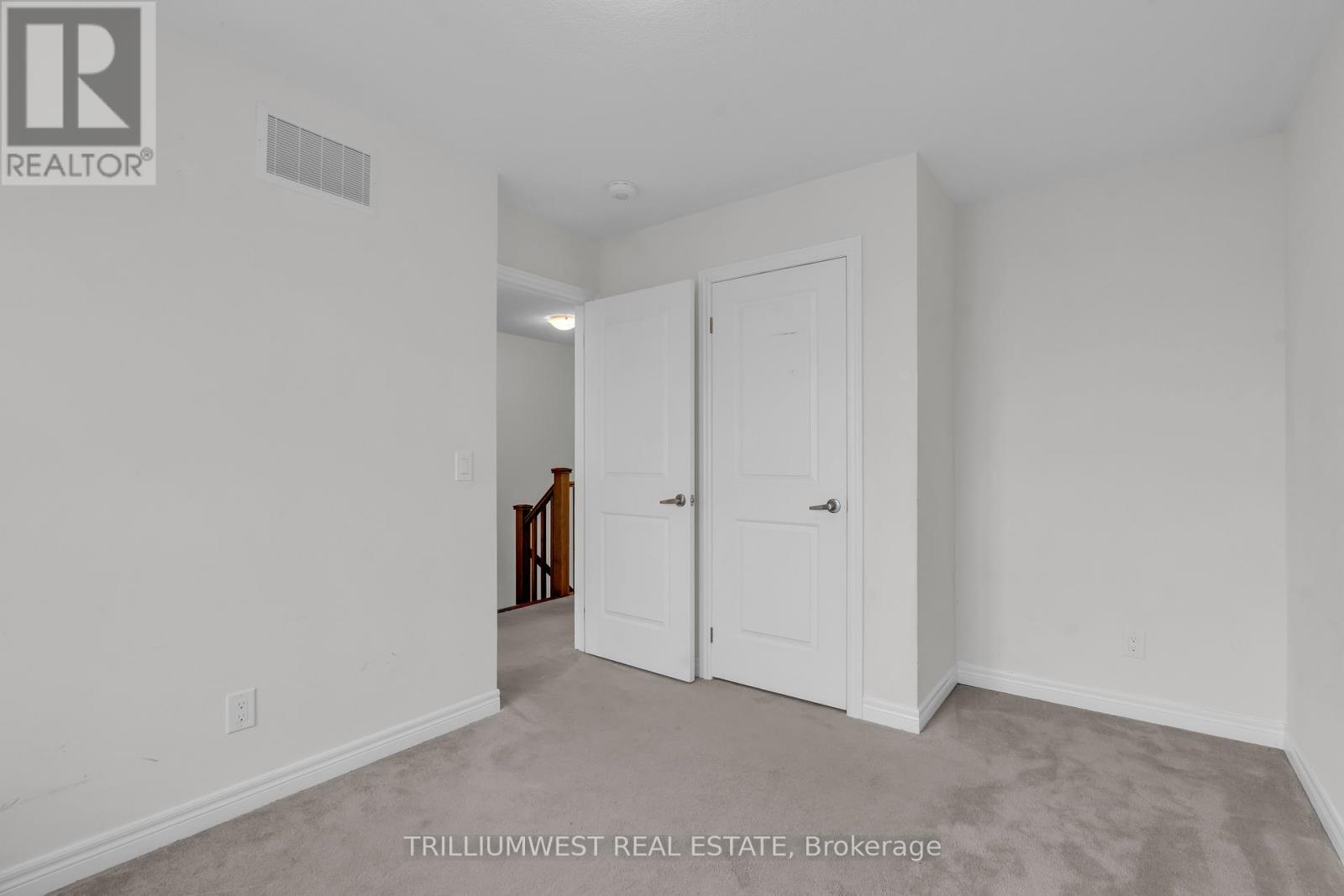 Photo 43 of 74 Reistwood Drive, Kitchener ON
