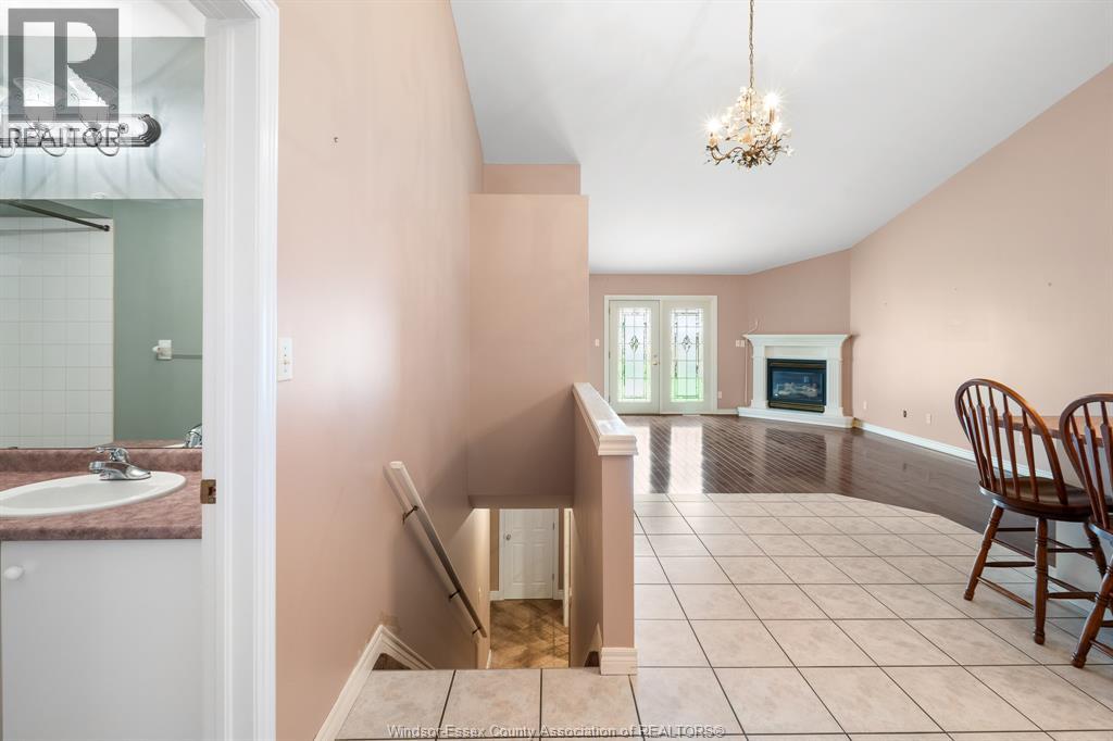 Photo 11 of 11482 Cormorant Street, Windsor ON