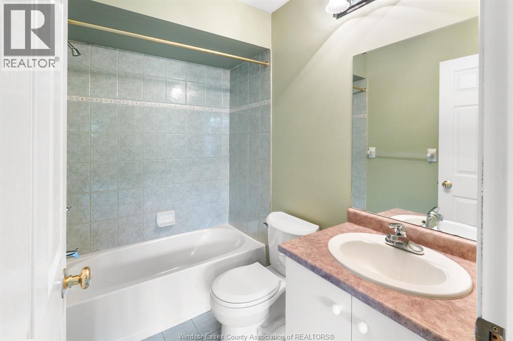 Photo 42 of 11482 Cormorant Street, Windsor ON