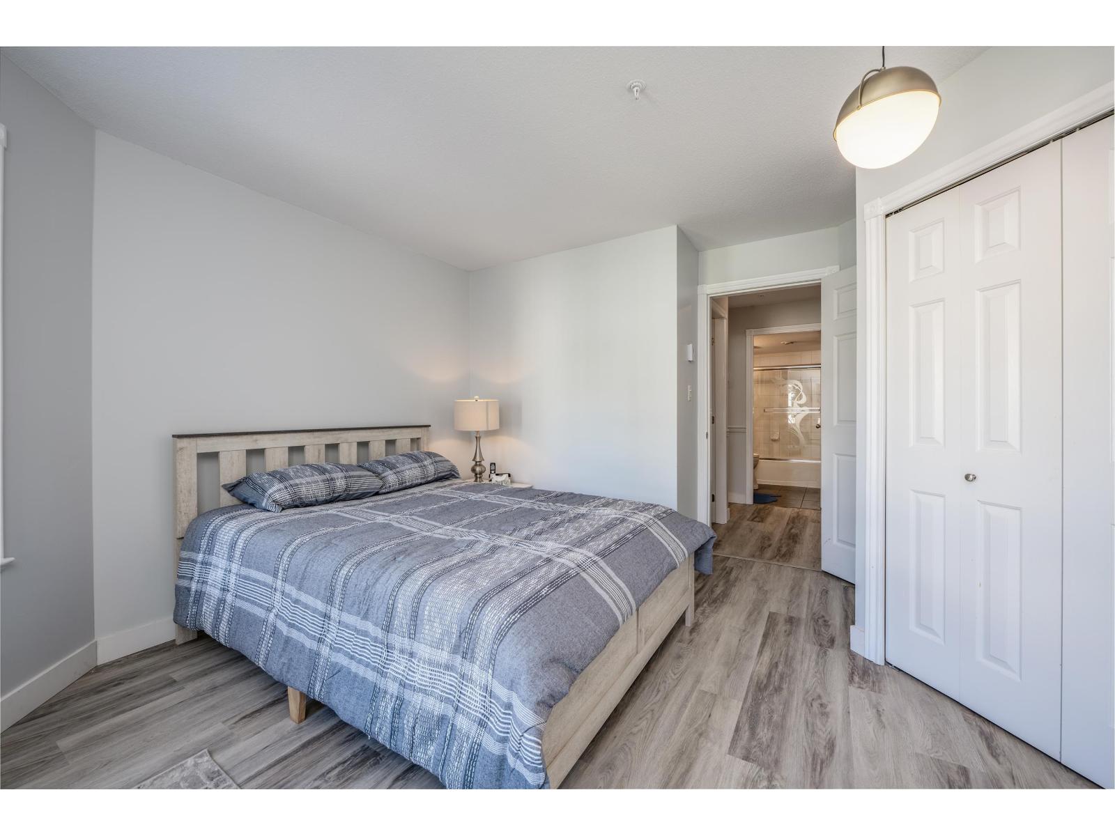 Photo 17 of 303 2575 Ware Street, Abbotsford BC