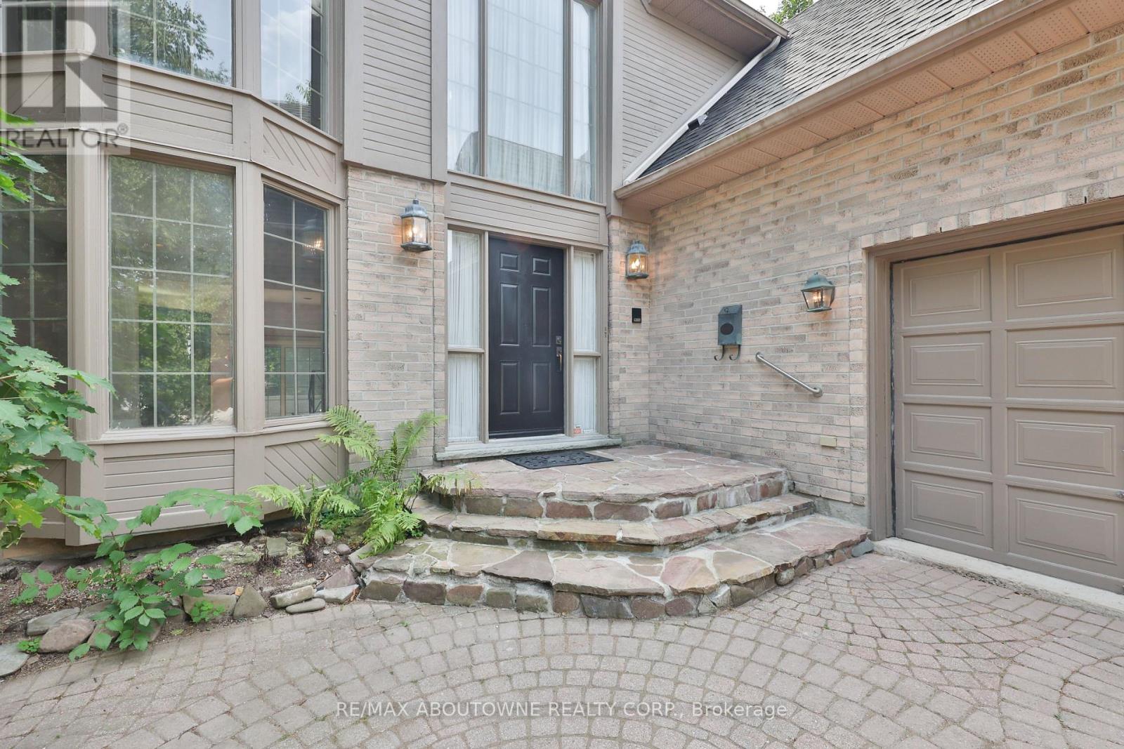 Photo 2 of 78 West River Street, Oakville ON