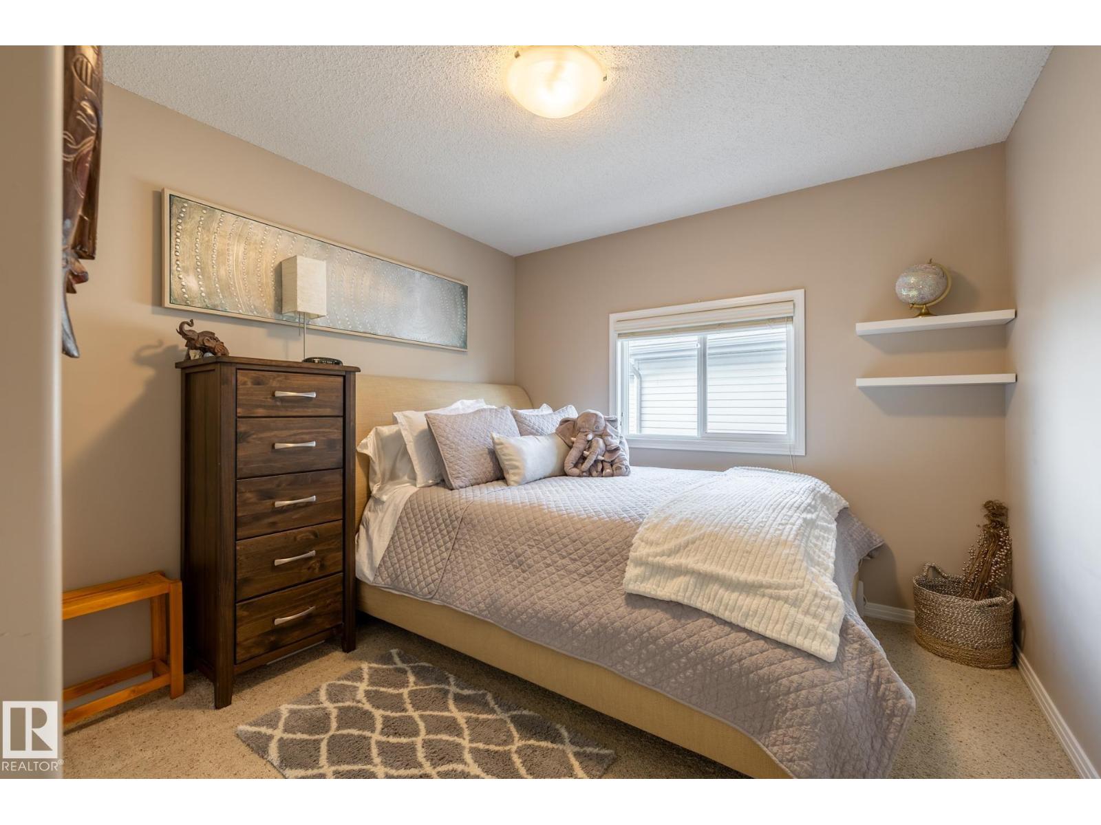 Photo 16 of 8214 6 Av Sw, Edmonton AB