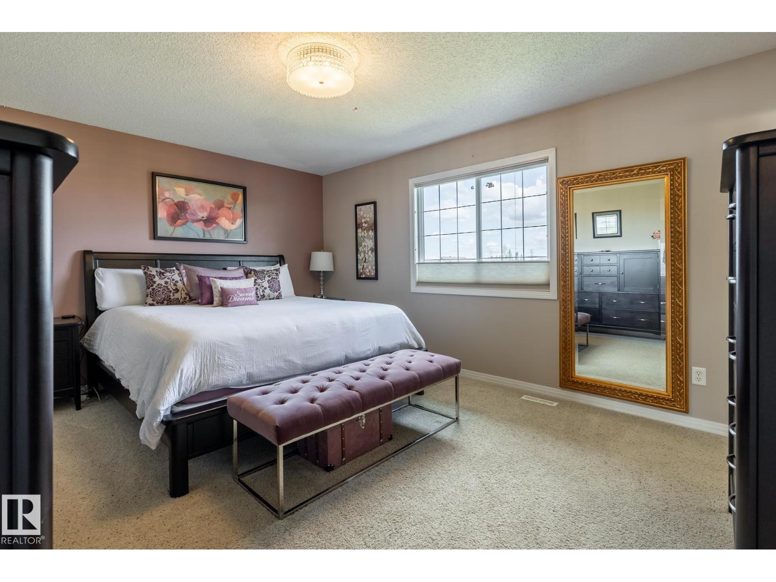 Photo 33 of 8214 6 Av Sw, Edmonton AB