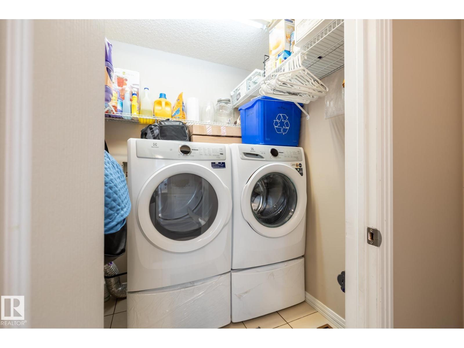 Photo 60 of 8214 6 Av Sw, Edmonton AB