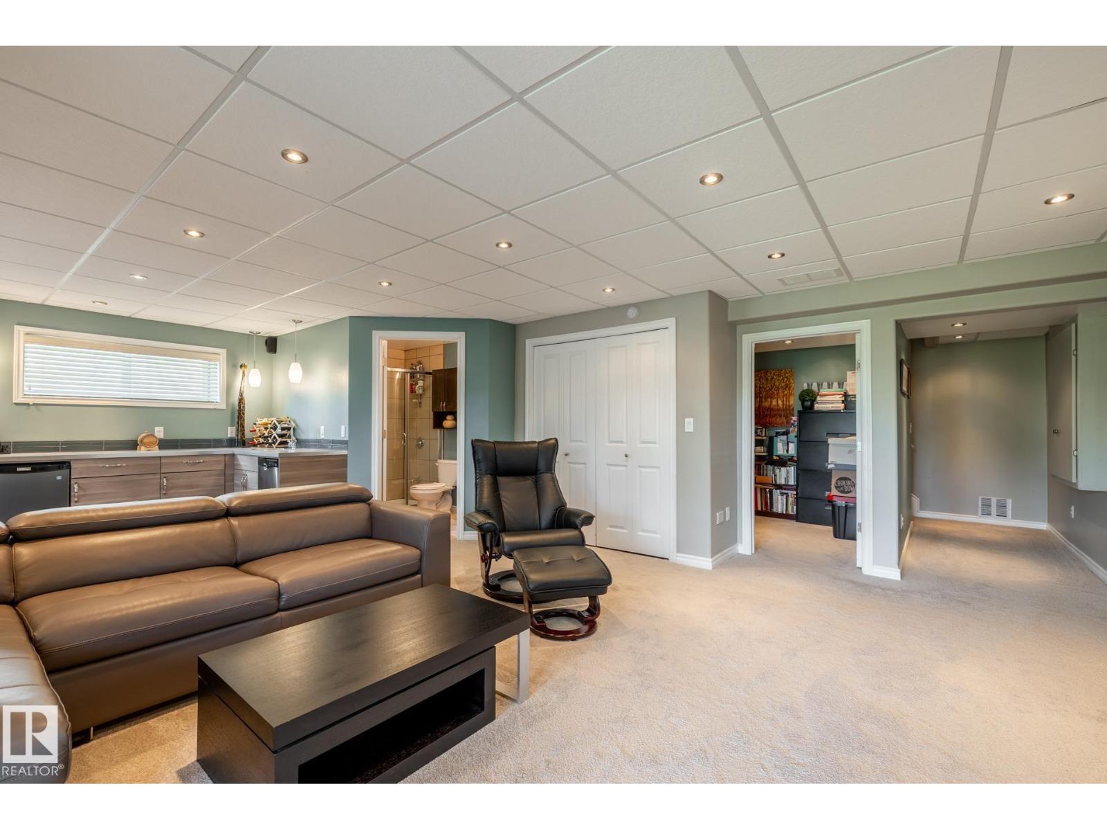 Photo 27 of 8214 6 Av Sw, Edmonton AB