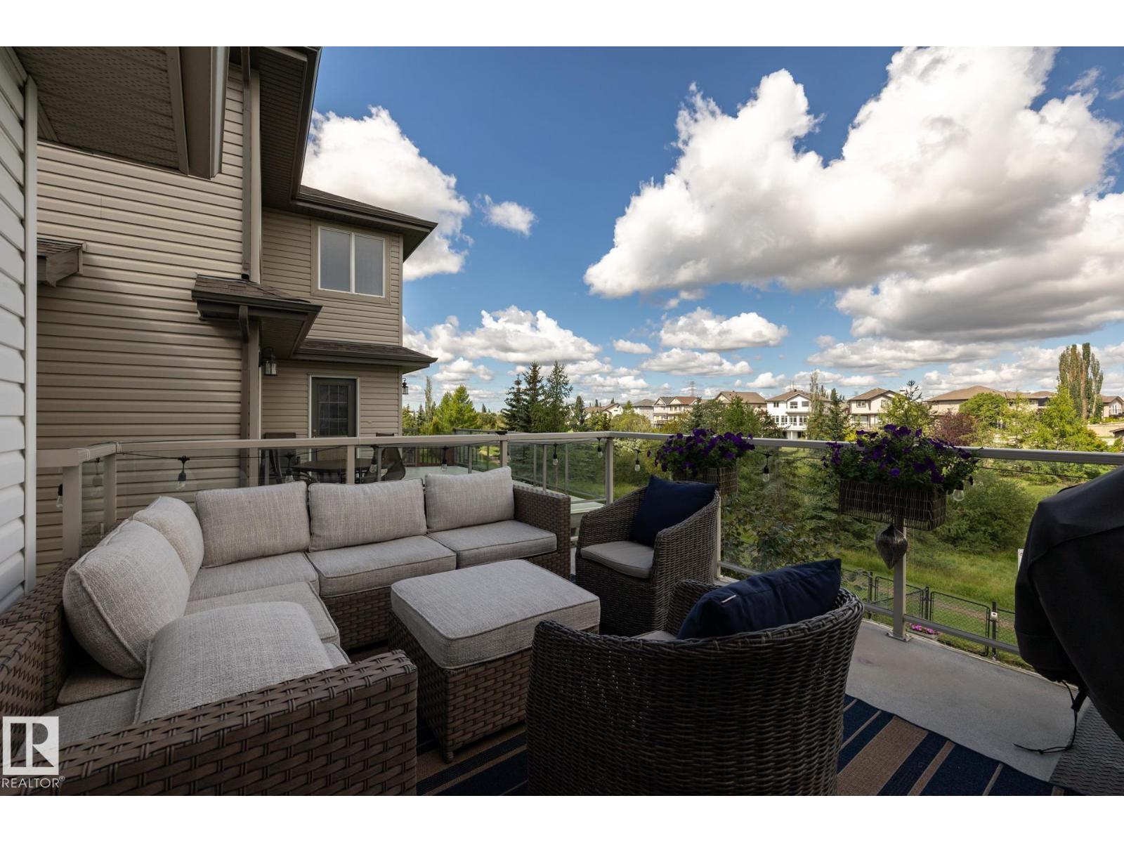 Photo 1 of 8214 6 Av Sw, Edmonton AB