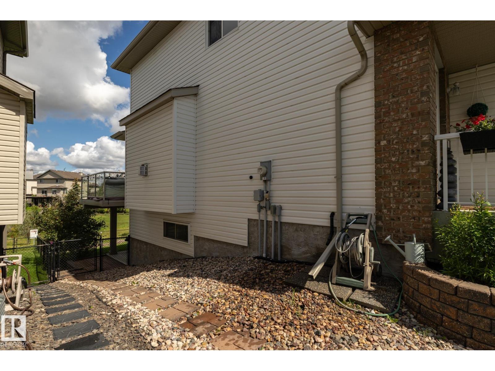 Photo 29 of 8214 6 Av Sw, Edmonton AB