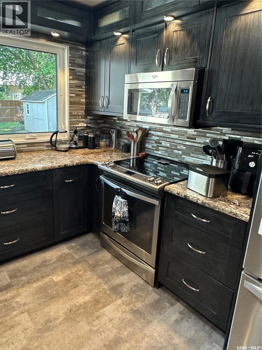 Photo 29 of 720 Shannon Road, Regina SK