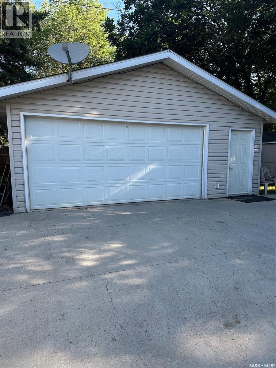 Photo 36 of 720 Shannon Road, Regina SK