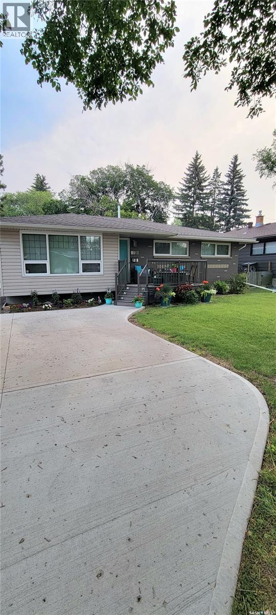 Photo 28 of 720 Shannon Road, Regina SK
