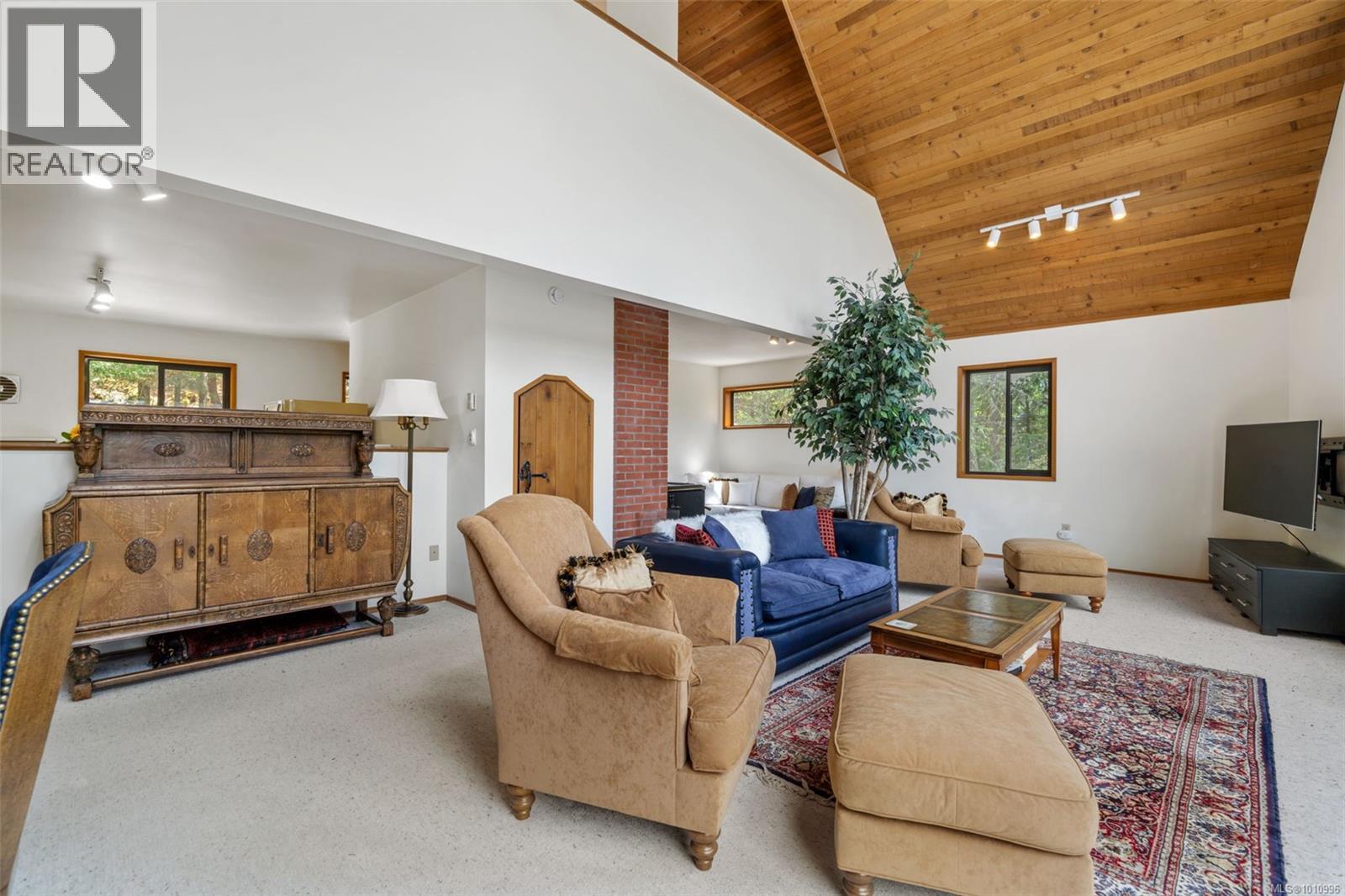 1618 DAVIES RD - 6