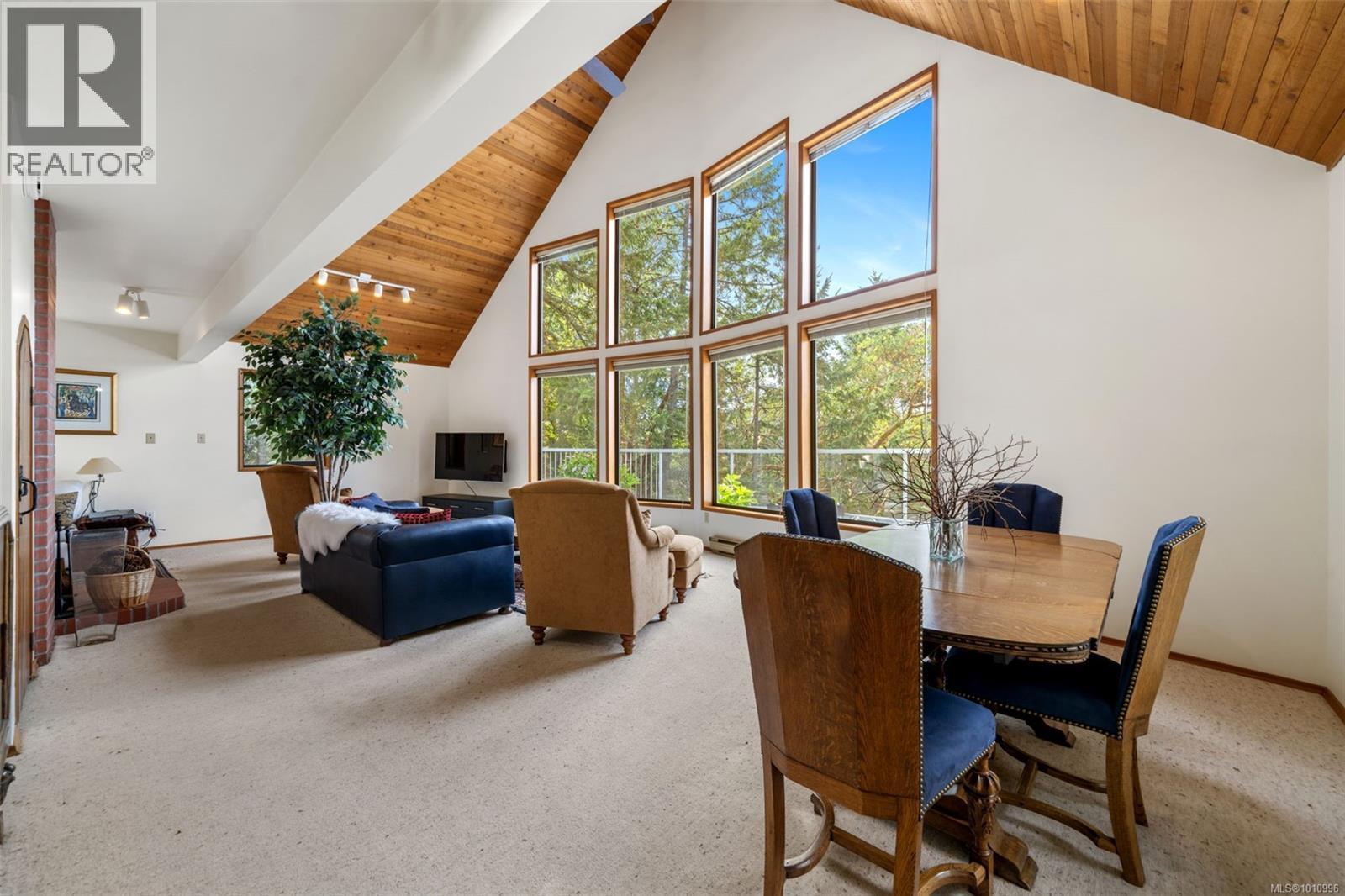 1618 DAVIES RD - 7