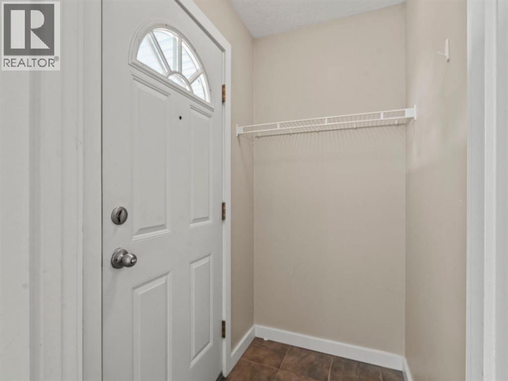 Photo 20 of 571 Killarney Glen Court Sw, Calgary AB