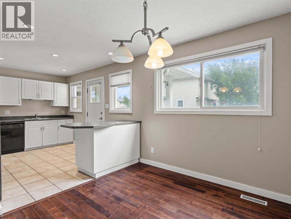 Photo 34 of 571 Killarney Glen Court Sw, Calgary AB