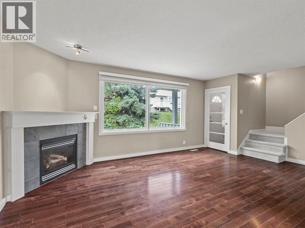 Photo 16 of 571 Killarney Glen Court Sw, Calgary AB