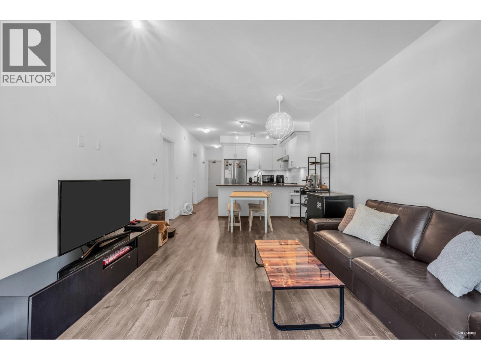 Photo 10 of 101 2436 Kelly Avenue, Port Coquitlam BC