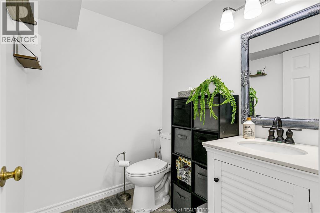 Photo 11 of 3772 Prairie Court, Windsor ON