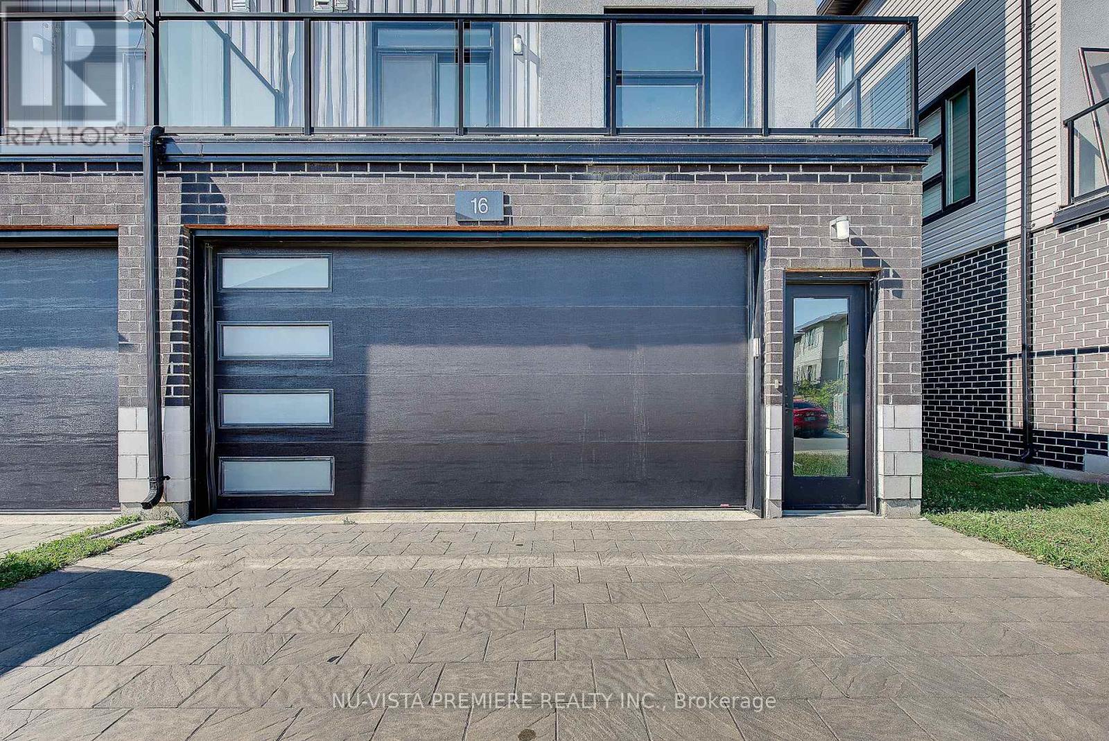 Photo 3 of 16 3380 Singleton Avenue, London South ON
