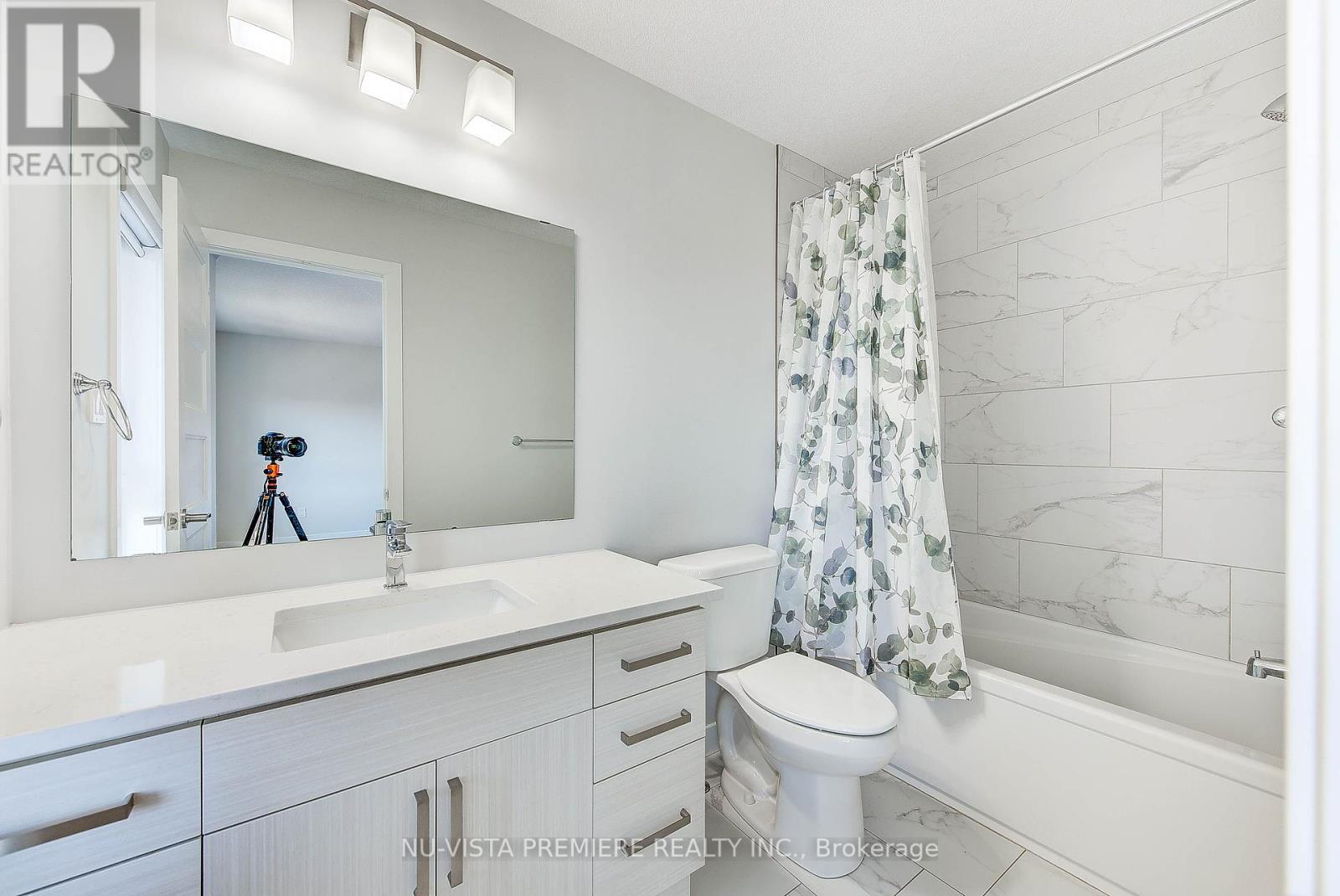 Photo 33 of 16 3380 Singleton Avenue, London South ON