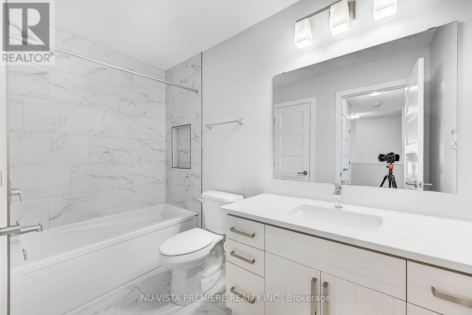 Photo 37 of 16 3380 Singleton Avenue, London South ON
