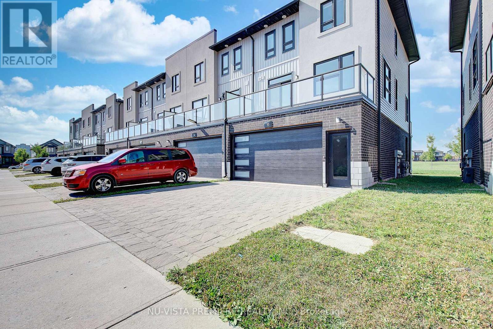 Photo 43 of 16 3380 Singleton Avenue, London South ON