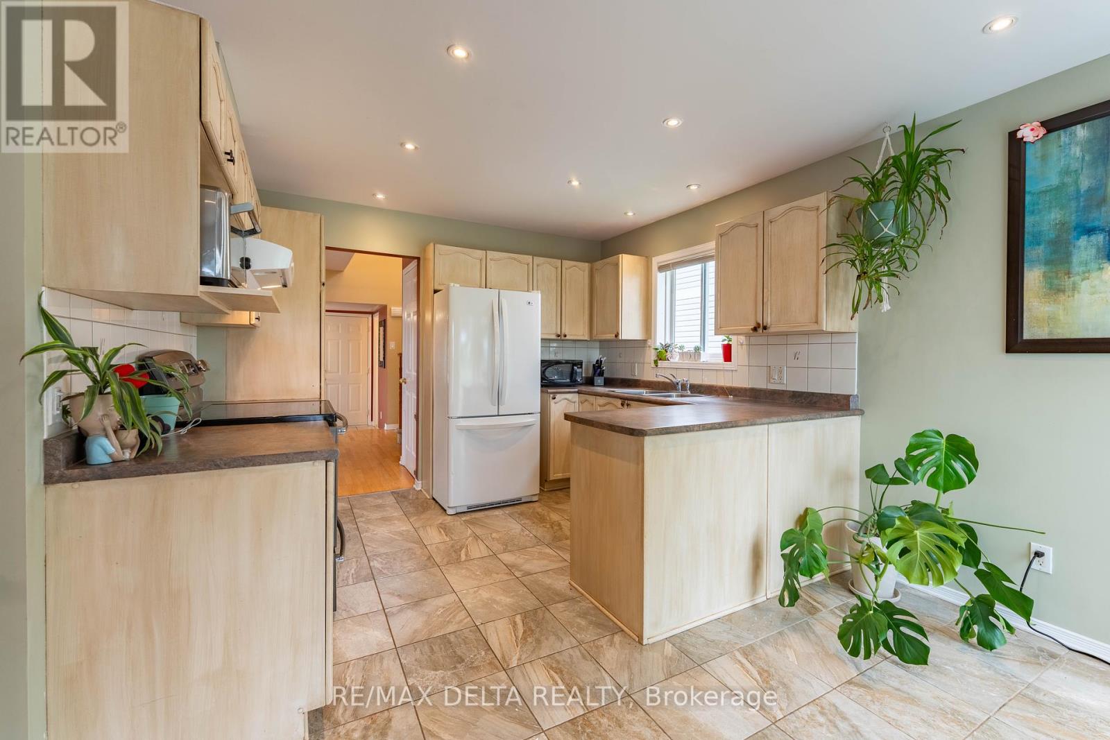 Photo 37 of 1610 Duplante Avenue, Ottawa ON