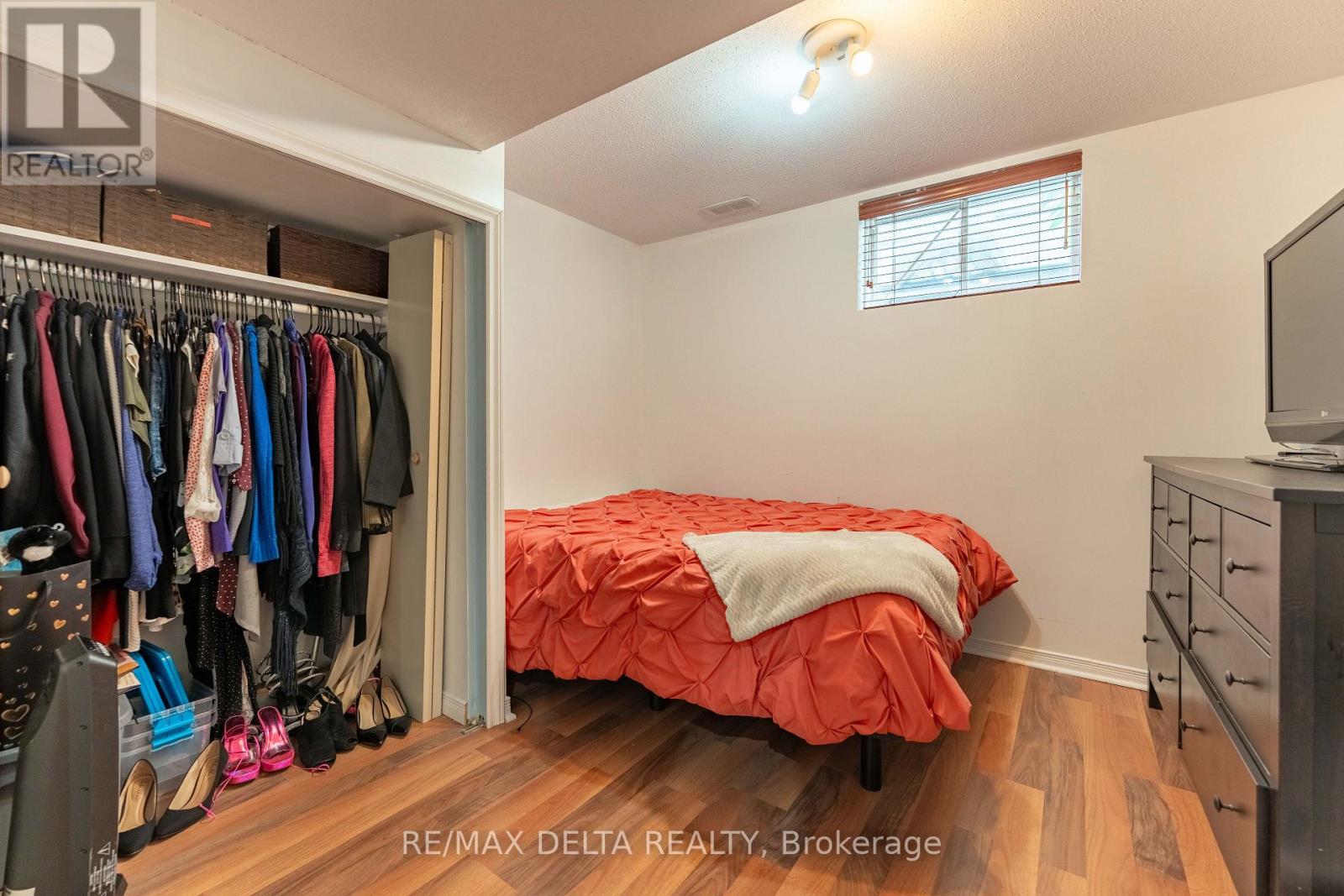 Photo 2 of 1610 Duplante Avenue, Ottawa ON