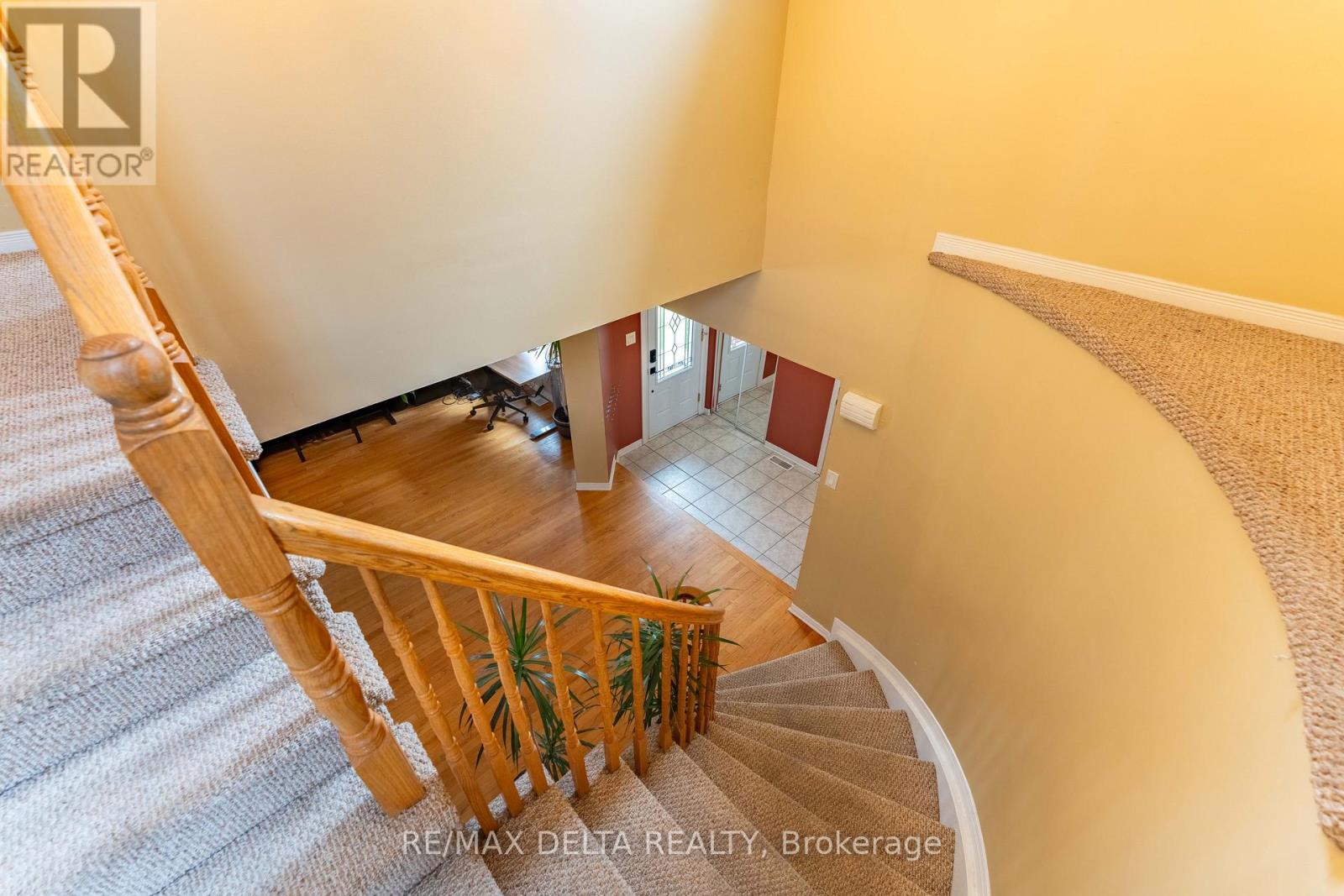 Photo 7 of 1610 Duplante Avenue, Ottawa ON
