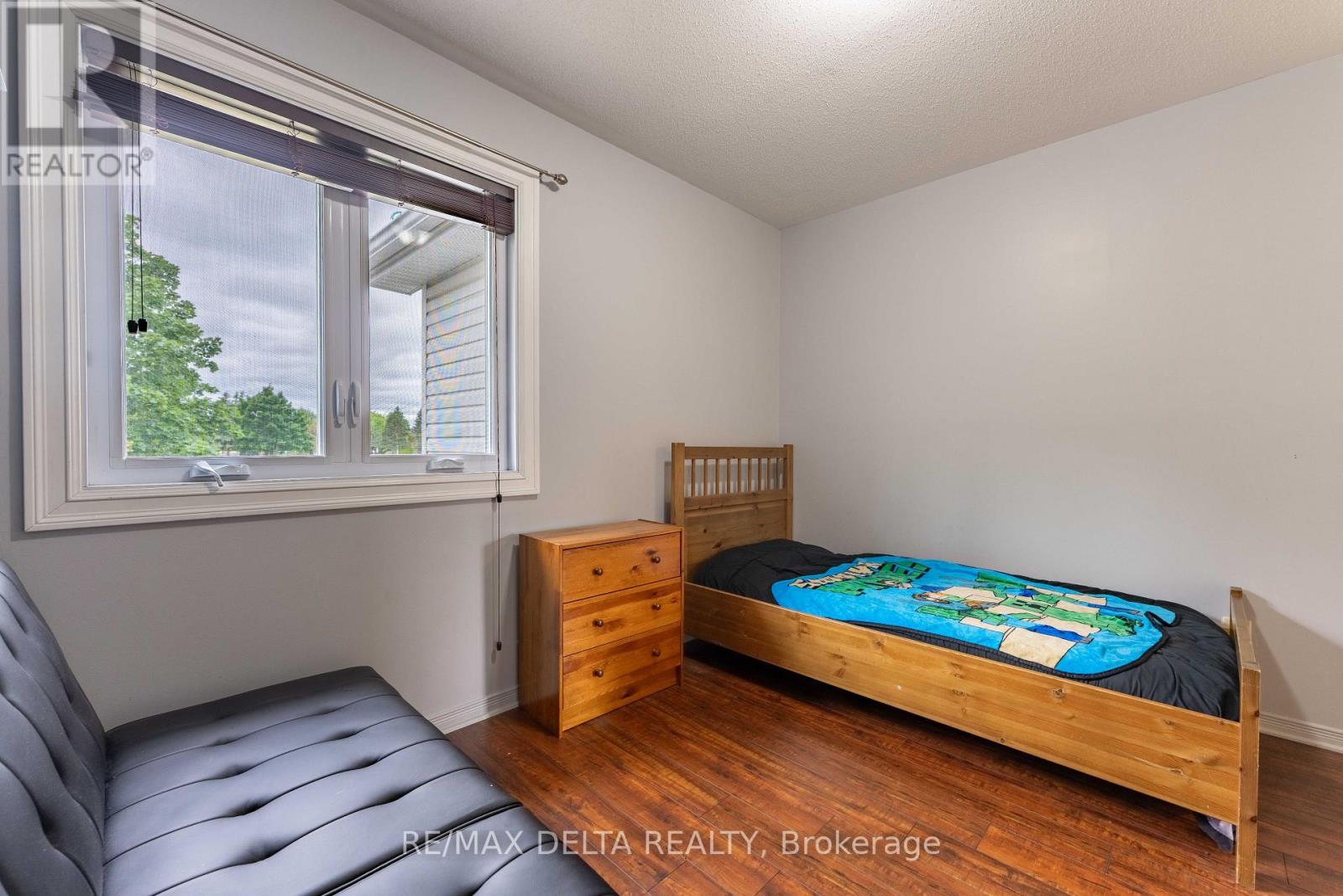 Photo 19 of 1610 Duplante Avenue, Ottawa ON