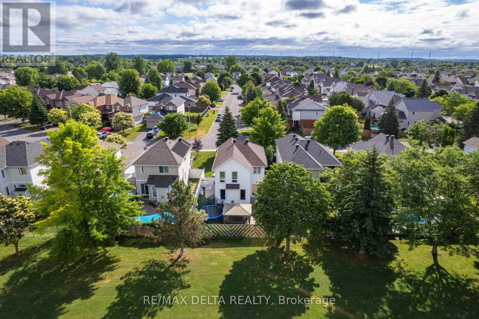Photo 38 of 1610 Duplante Avenue, Ottawa ON