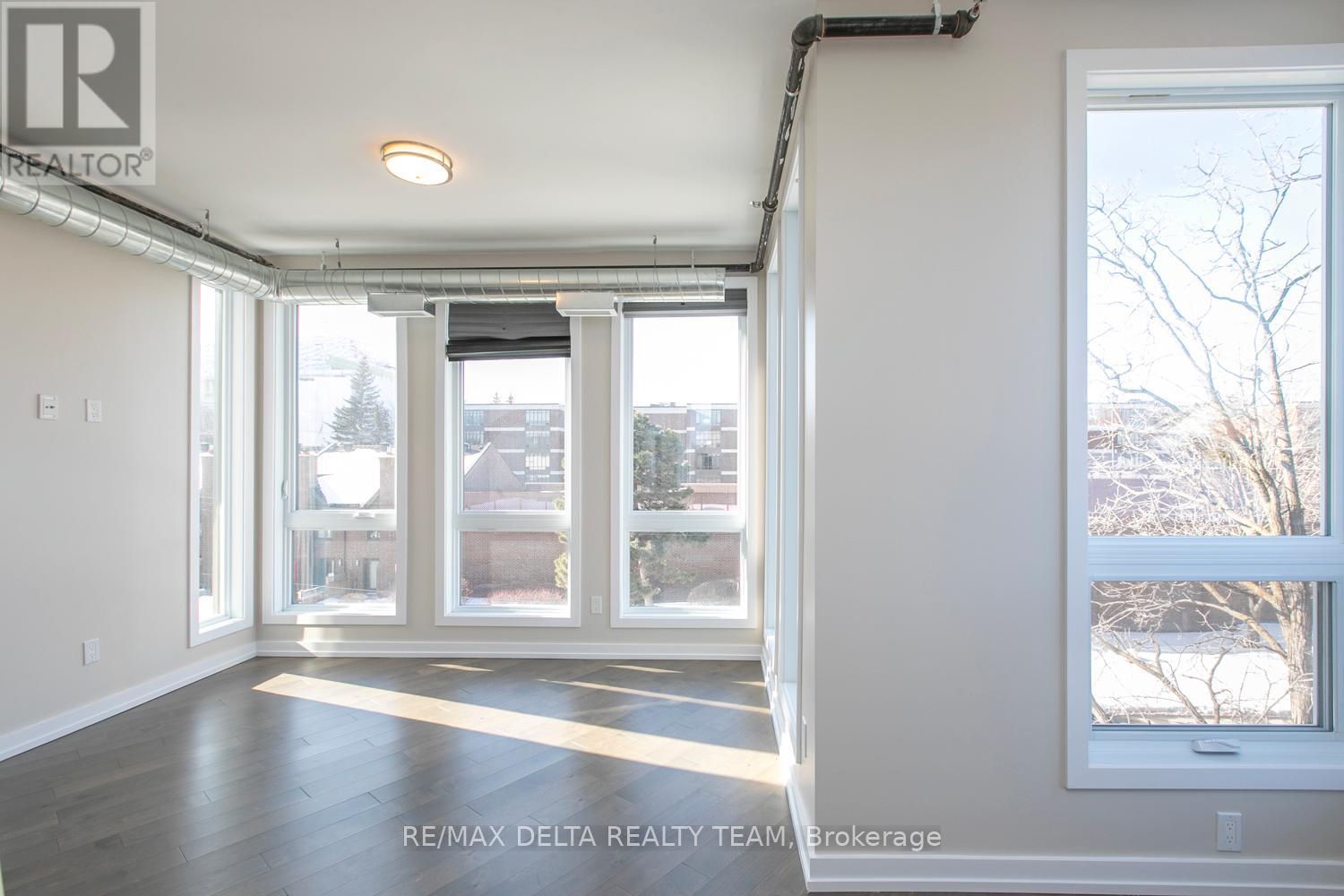 Photo 9 of 405 150 Greenfield Avenue, Ottawa ON