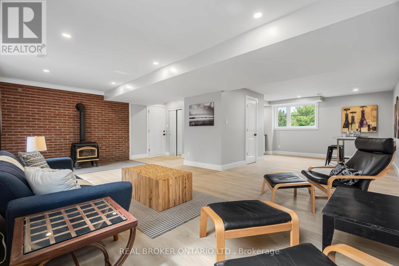 Photo 36 of 833 Beavertail Road, Ottawa ON