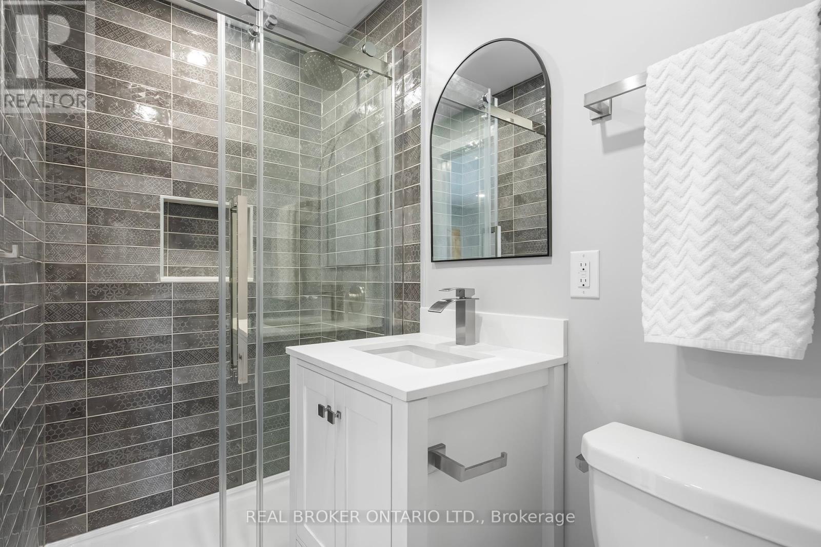 Photo 21 of 833 Beavertail Road, Ottawa ON