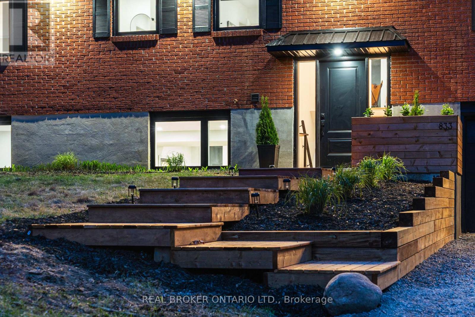 Photo 16 of 833 Beavertail Road, Ottawa ON